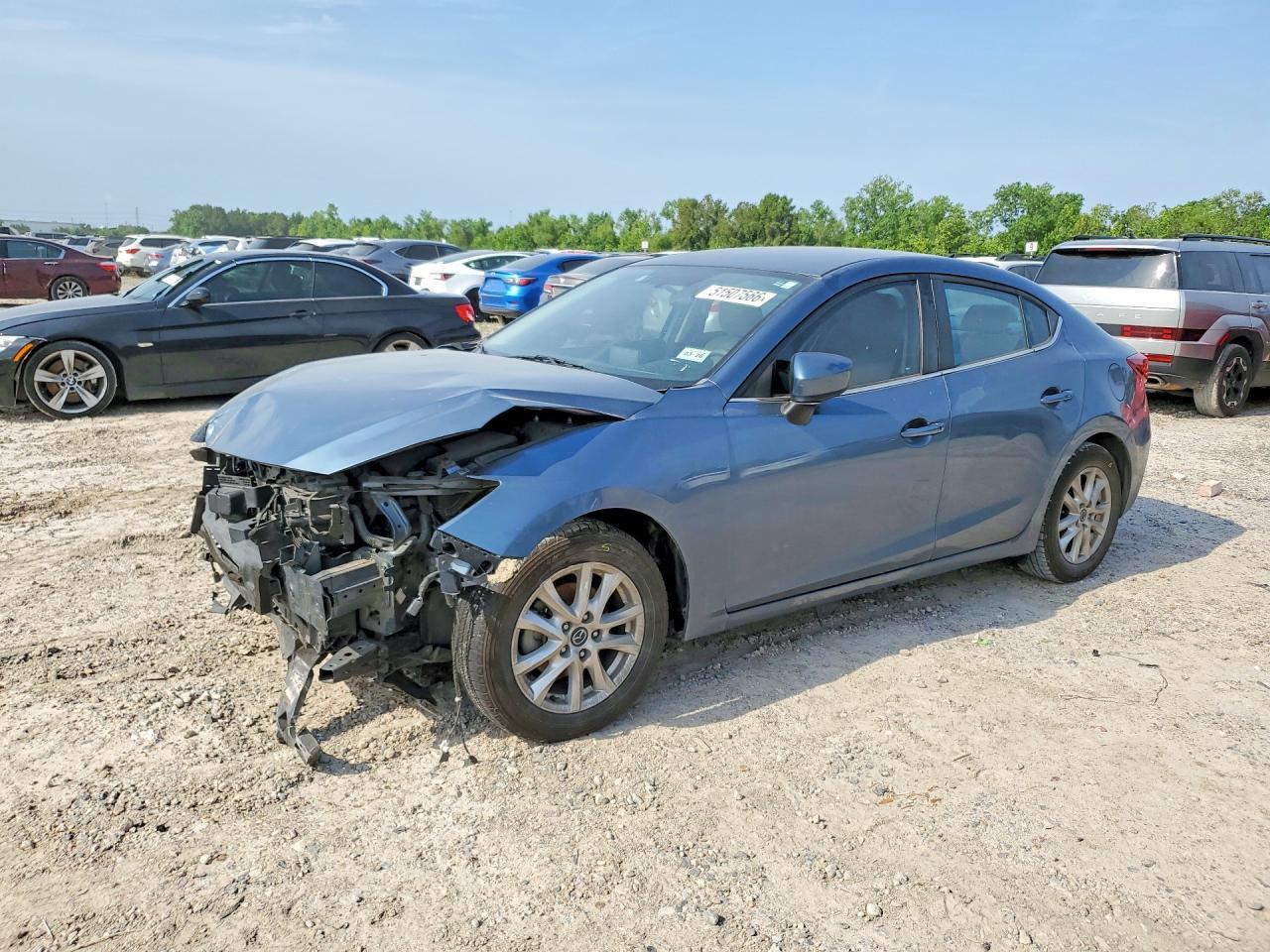 2016 Mazd 3 - zdjęcie główne