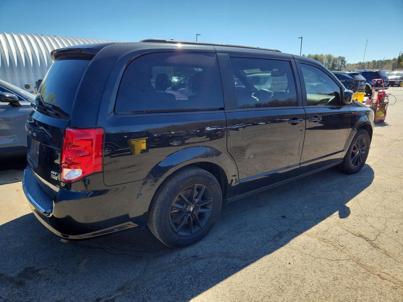 2019 Dodge Grand Caravan Gt - zdjęcie 3