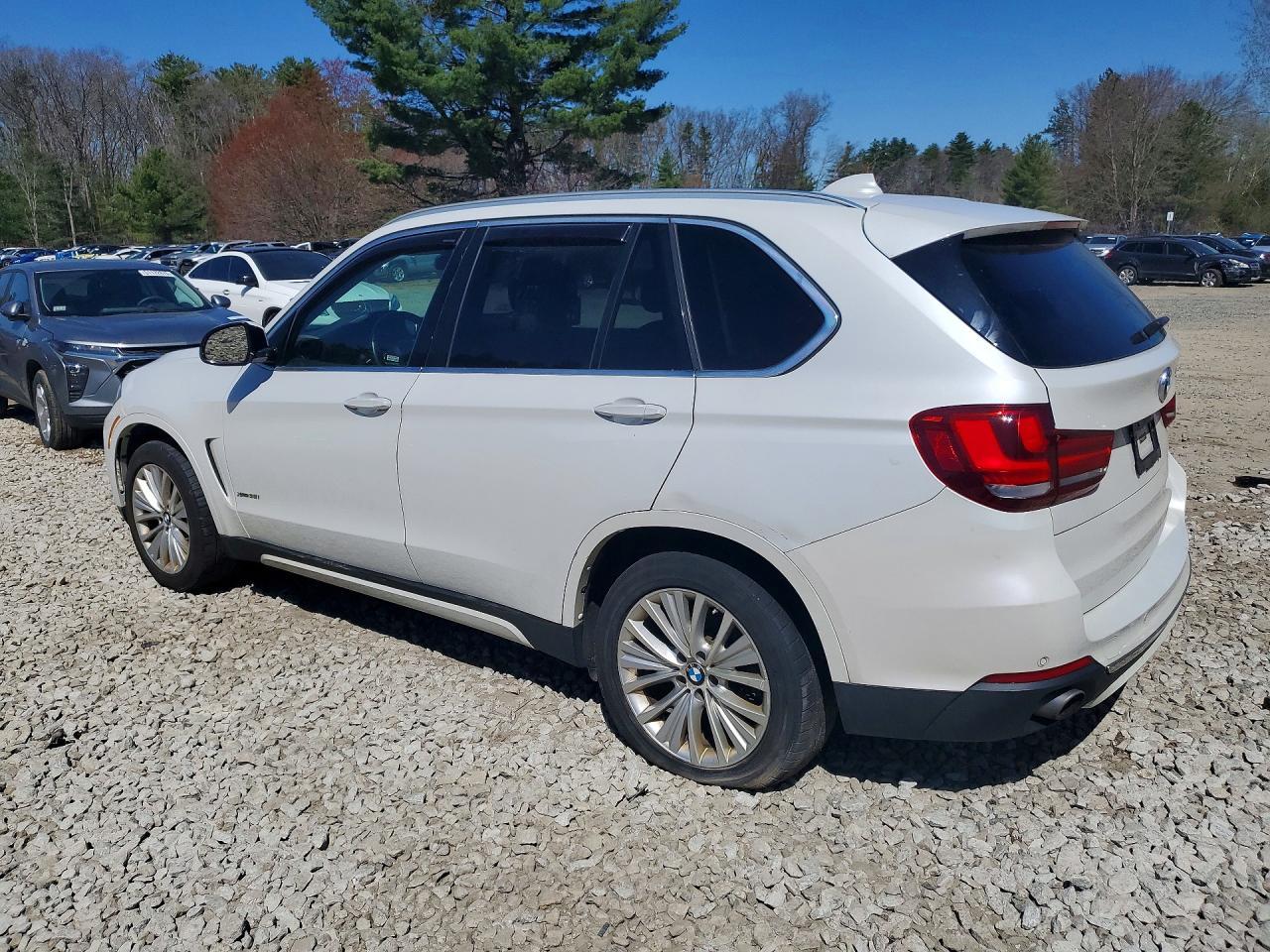 2016 BMW X5 xDrive35I - zdjęcie 2
