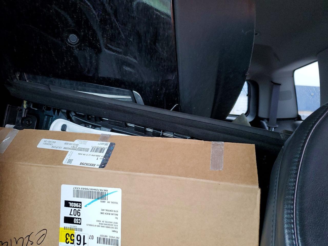 2018 Cadillac Escalade Luxury - zdjęcie 10