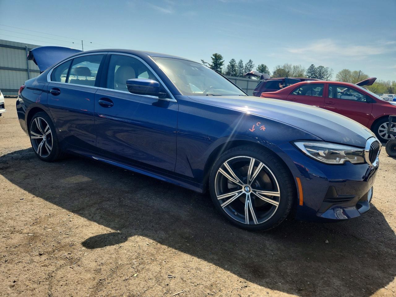 2019 BMW 330Xi - zdjęcie 4