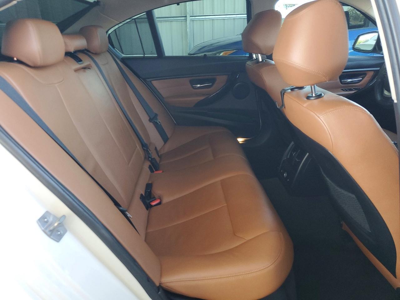 2015 BMW 328I - zdjęcie 10