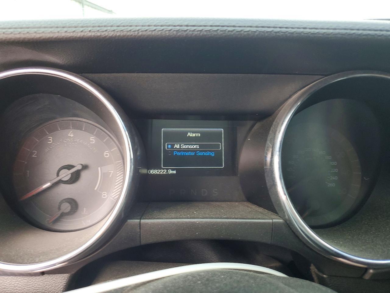 2017 Ford Mustang - zdjęcie 9