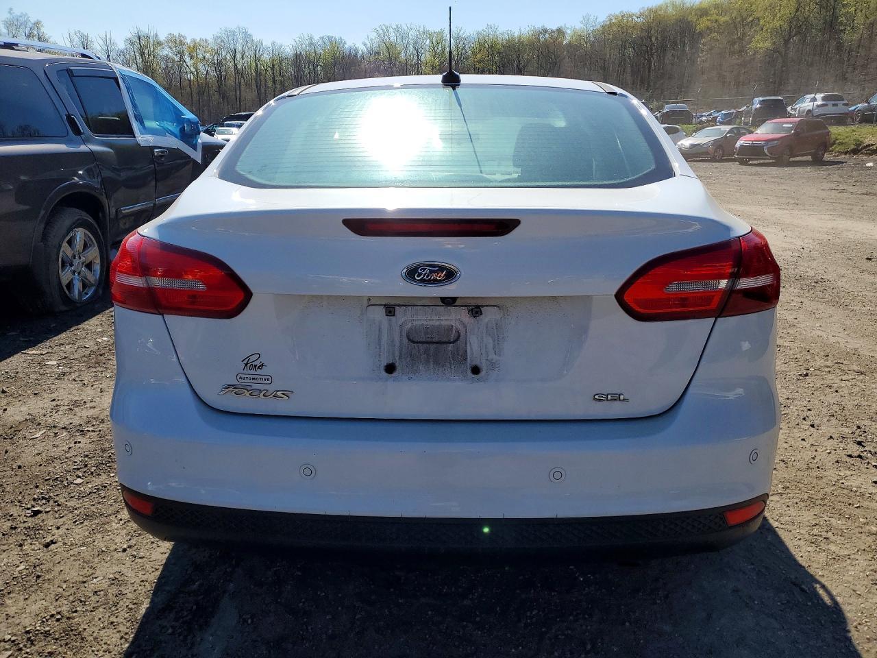 2017 Ford Focus Sel - zdjęcie 6