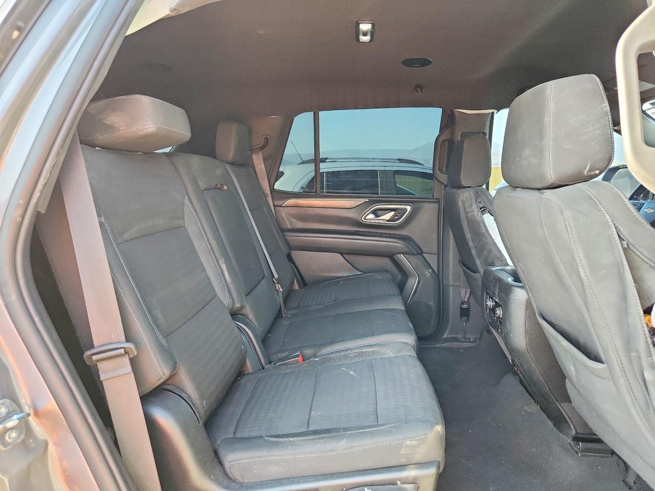 2022 Chevrolet Tahoe K1500 Ls - zdjęcie 11