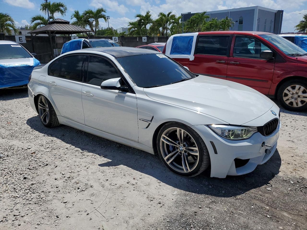 2015 BMW M3 - zdjęcie 4