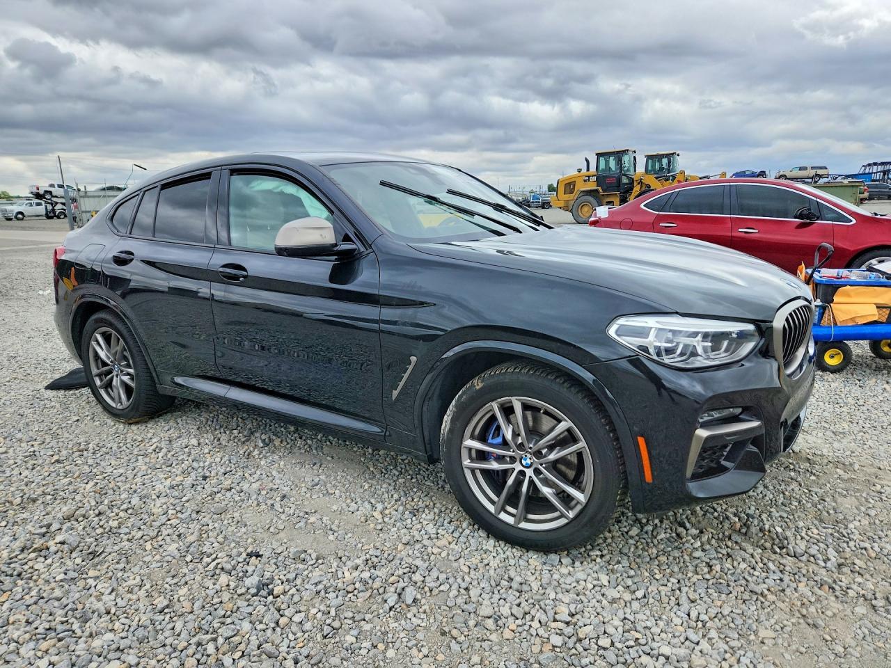 2021 BMW X4 xDrivem40I - zdjęcie 4