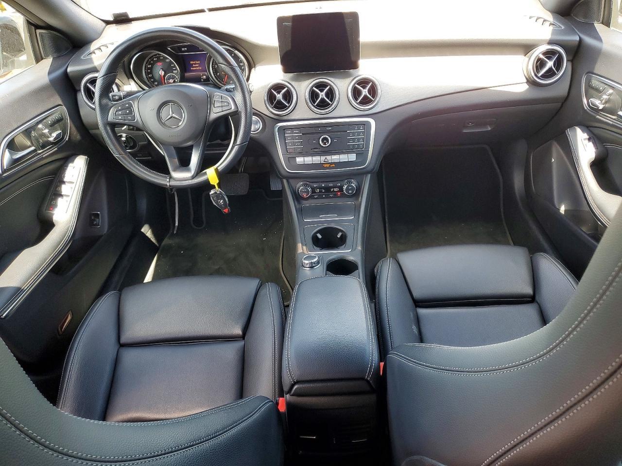 2019 Mercedes-Benz Cla 250 - zdjęcie 8