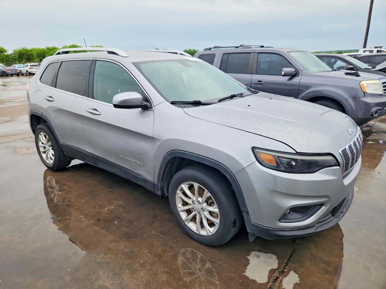 2019 Jeep Cherokee Latitude - zdjęcie 4