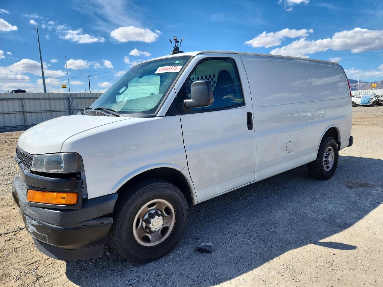 2020 Chevrolet Express G2500 - zdjęcie główne