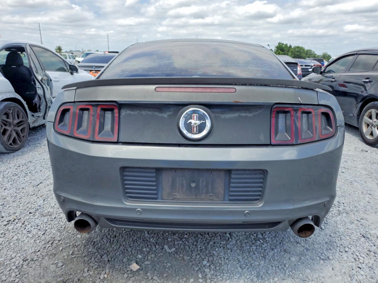 2014 Ford Mustang - zdjęcie 6