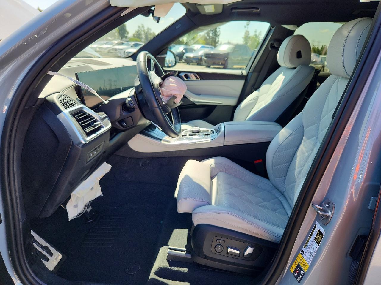 2024 BMW X5 xDrive50E - zdjęcie 7