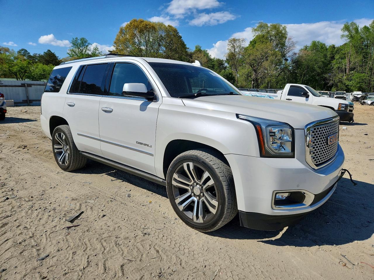 2016 GMC Yukon - zdjęcie 4