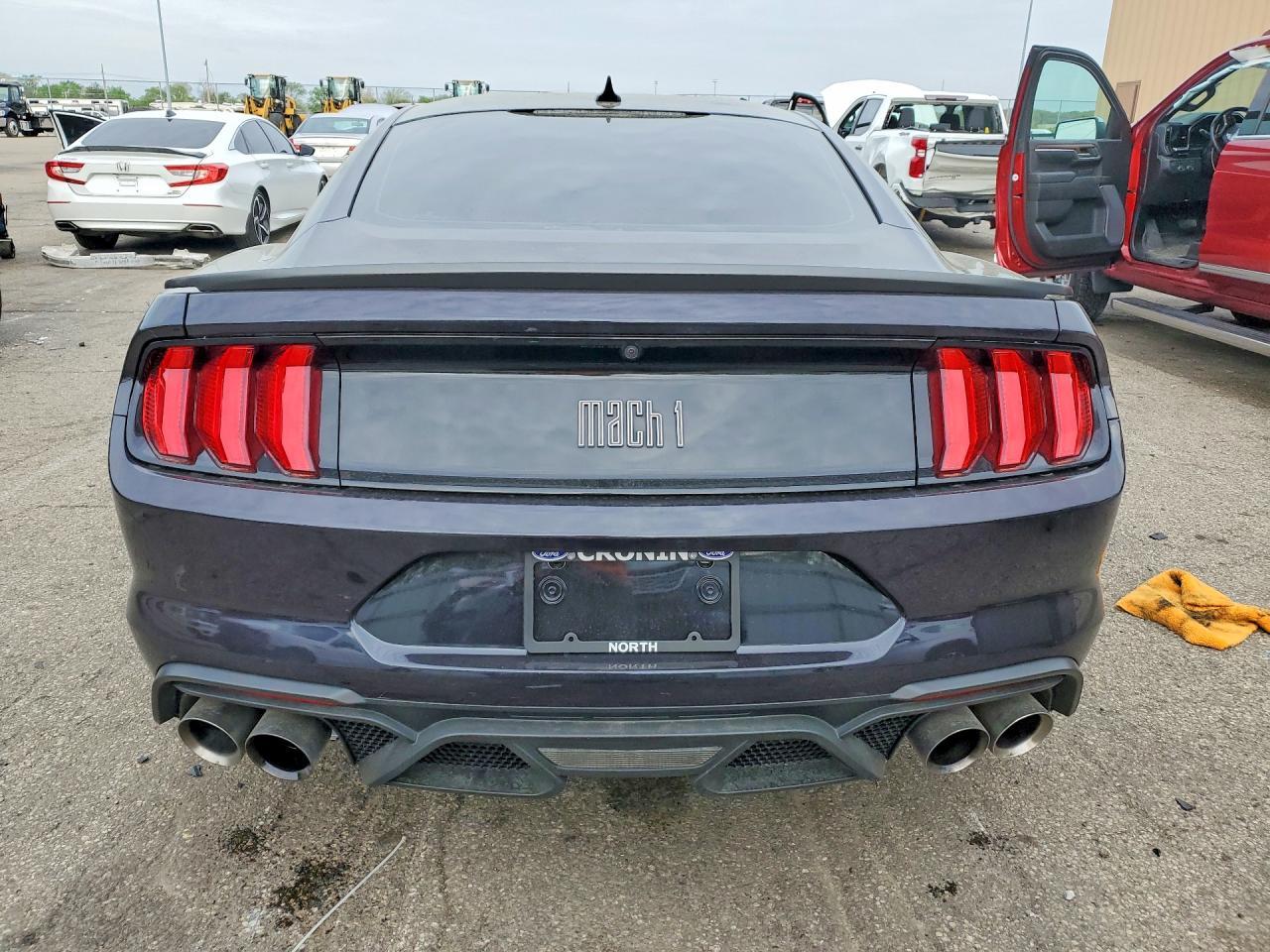 2022 Ford Mustang Mach I - zdjęcie 6