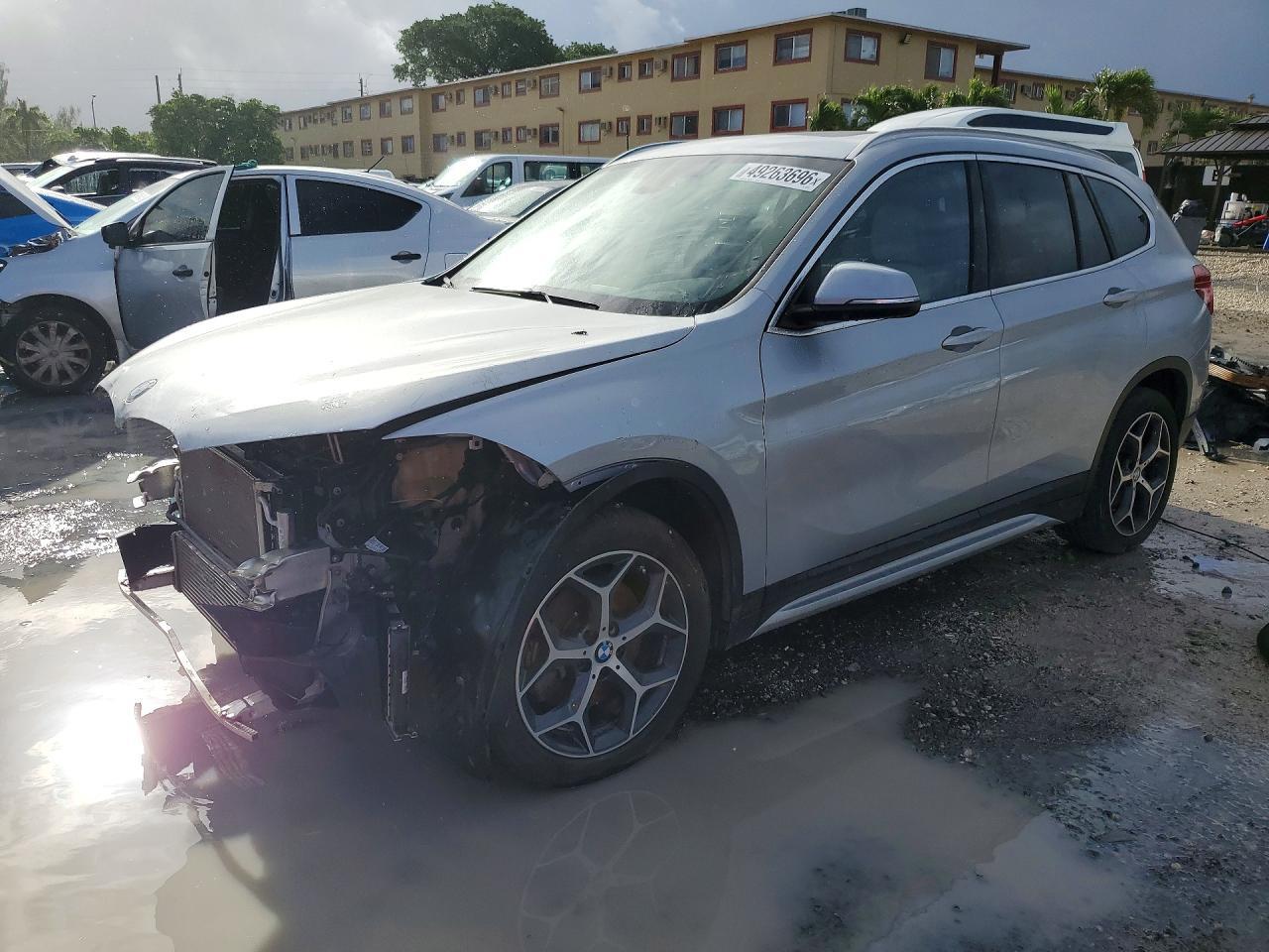 2018 BMW X1 xDrive28I - zdjęcie główne