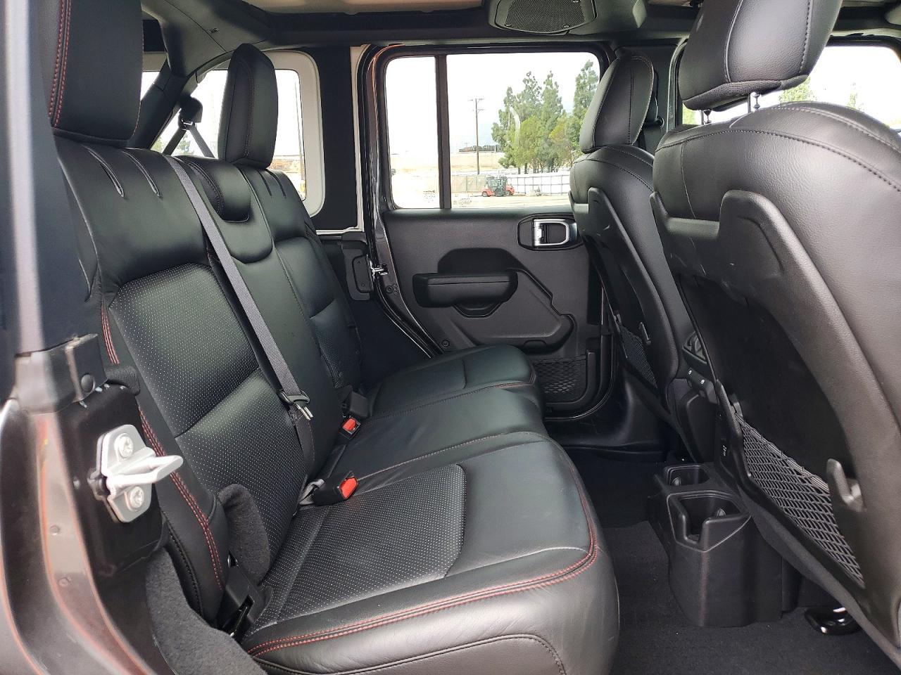 2024 Jeep Wrangler Rubicon - zdjęcie 11