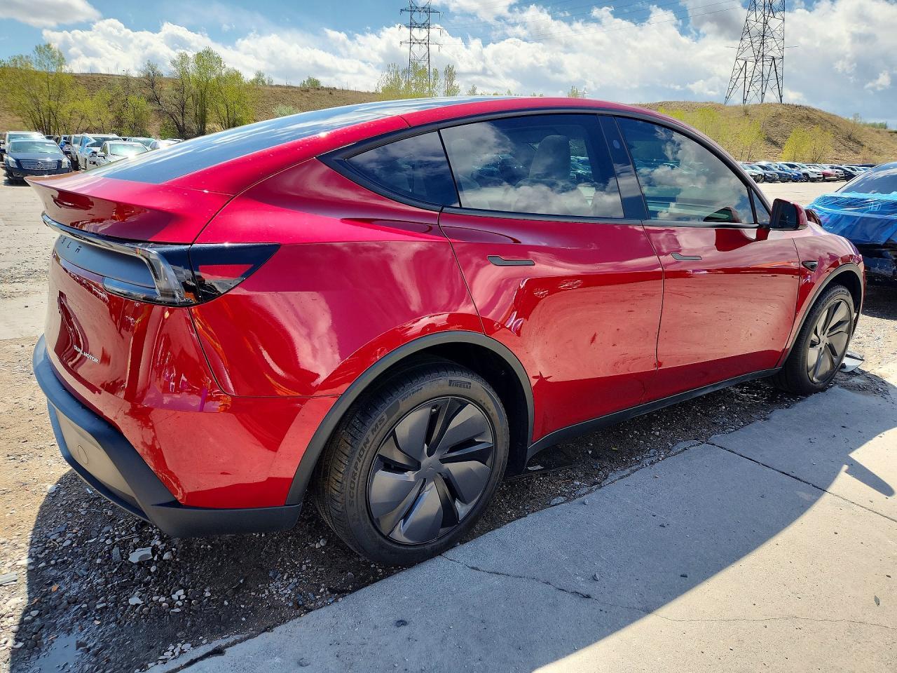 2026 Tesla Model Y - zdjęcie 3