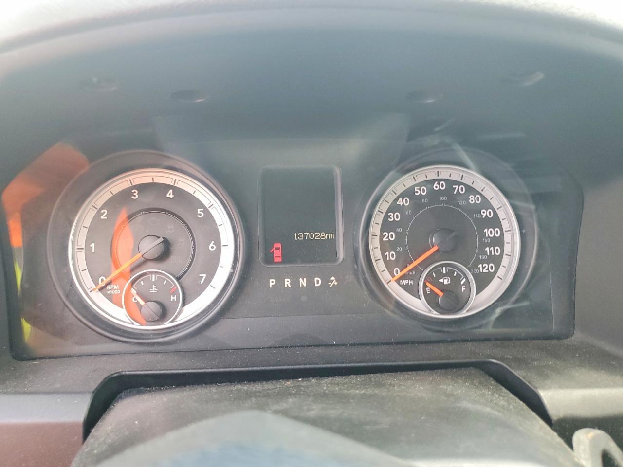 2013 Ram 1500 St - zdjęcie 9