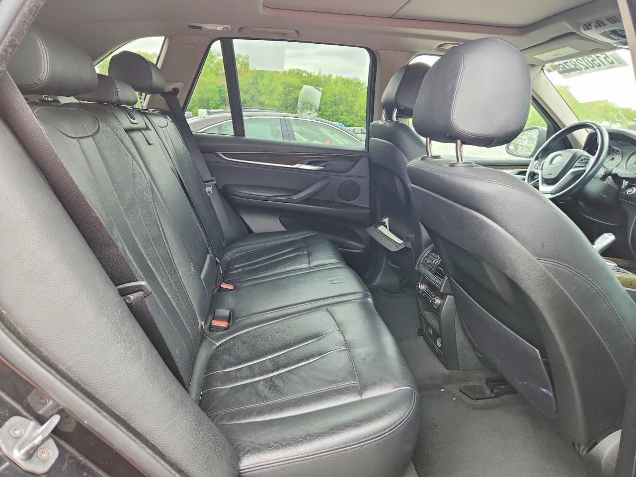 2015 BMW X5 xDrive35I - zdjęcie 10