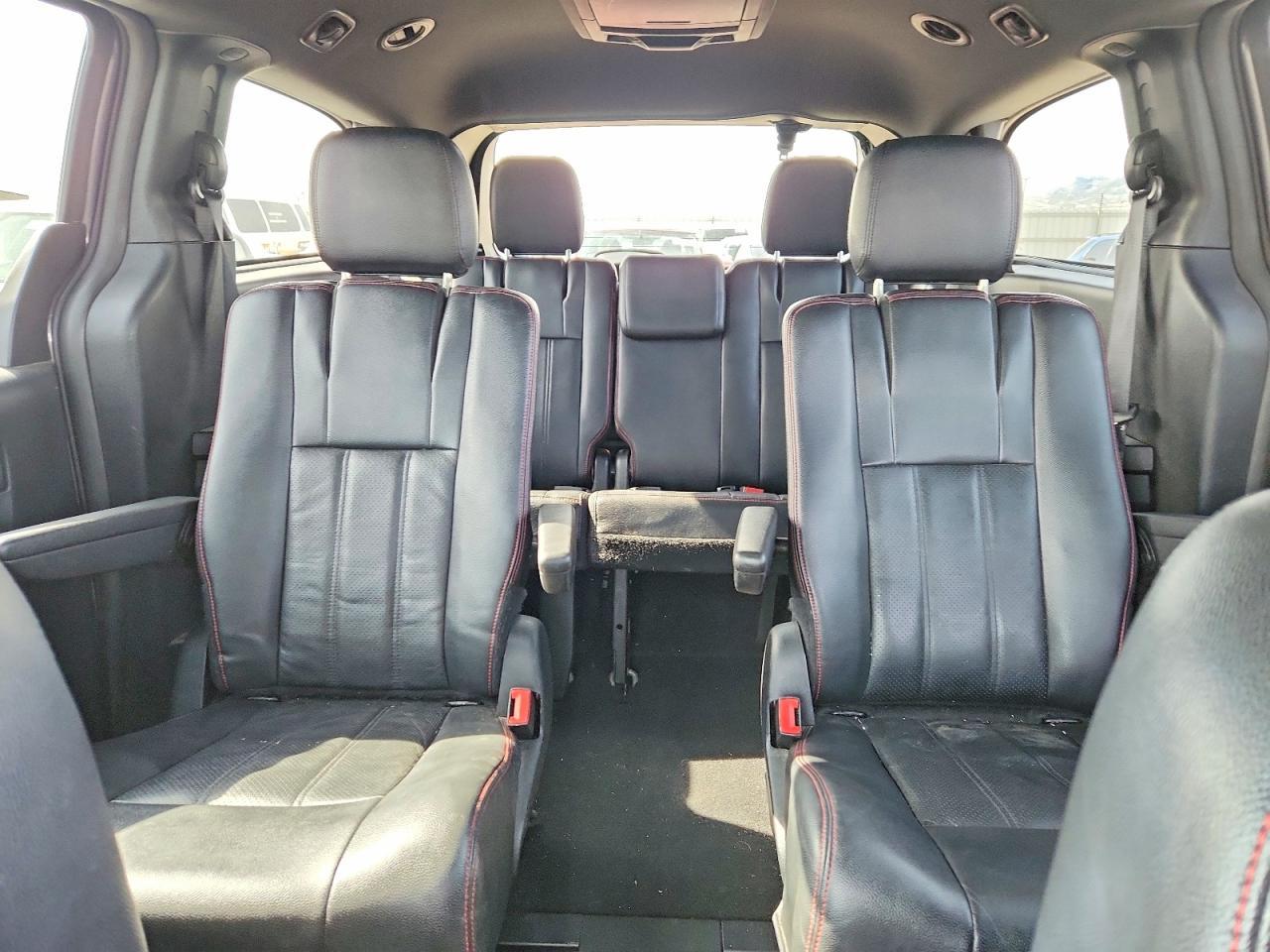 2016 Dodge Grand Caravan R - zdjęcie 10