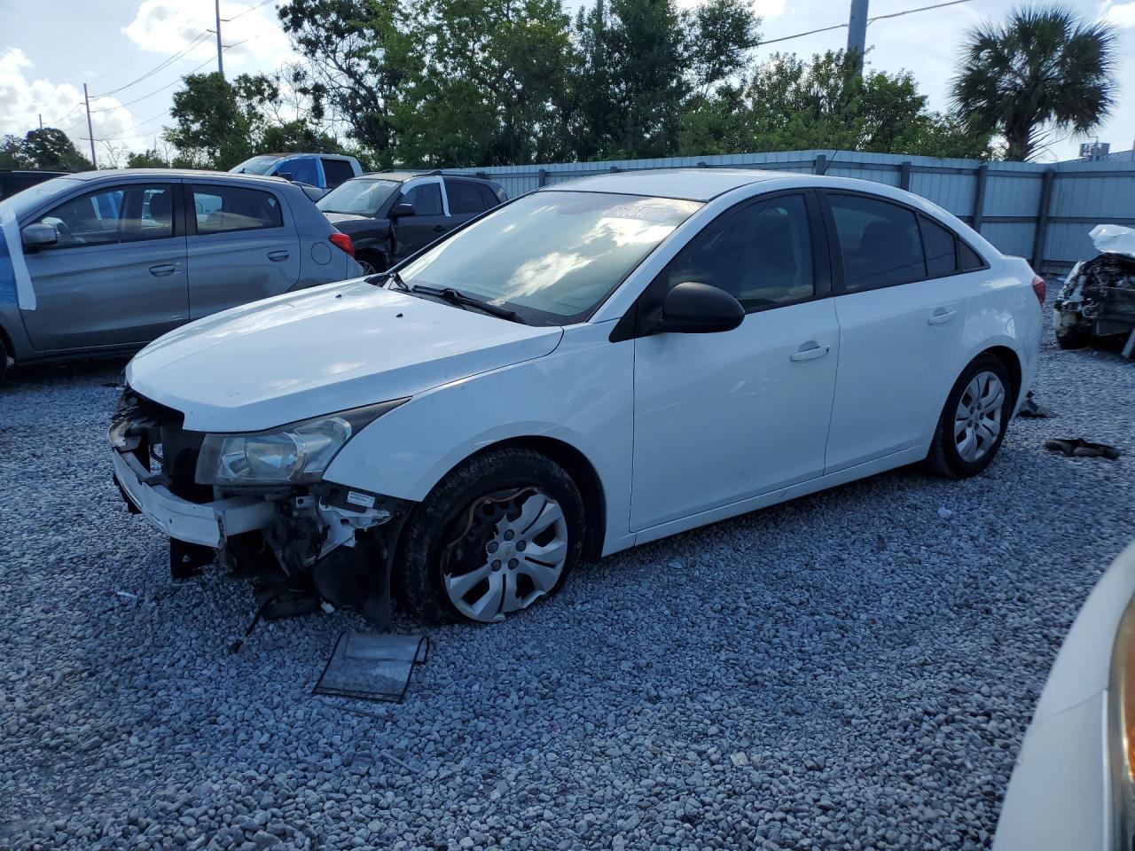 2015 Chevrolet Cruze Ls - zdjęcie główne