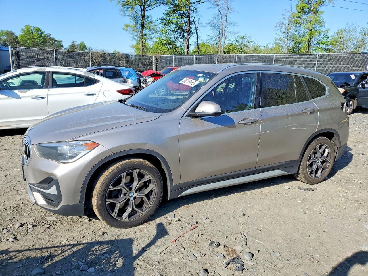 2021 BMW X1 xDrive28I - zdjęcie główne
