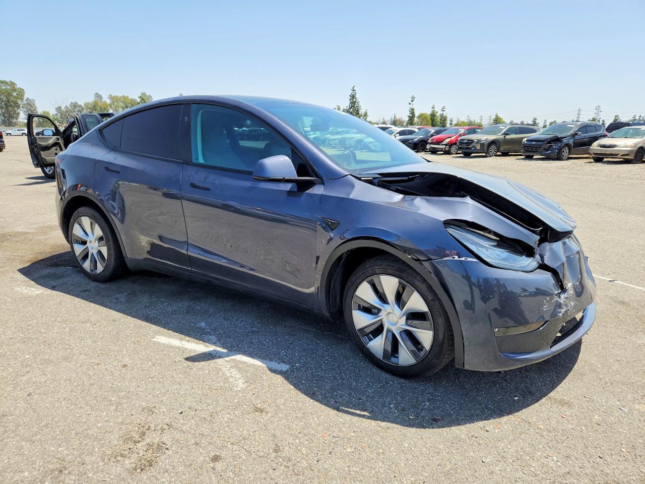 2023 Tesla Model Y - zdjęcie 4