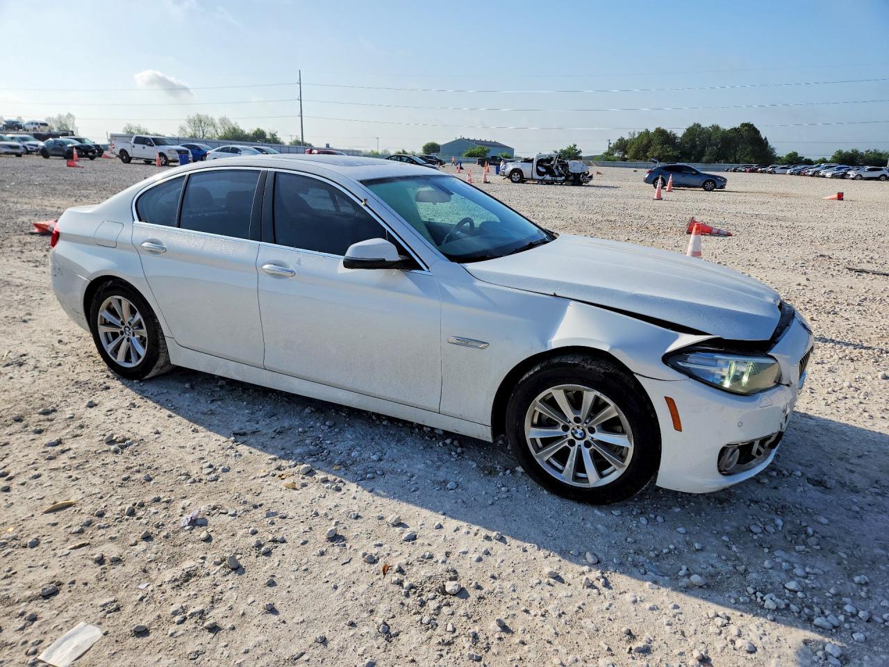 2015 BMW 528 I - zdjęcie 4