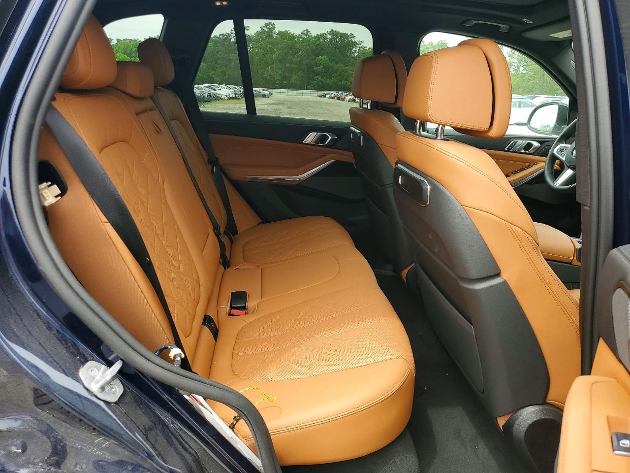 2026 BMW X5 xDrive40I - zdjęcie 11