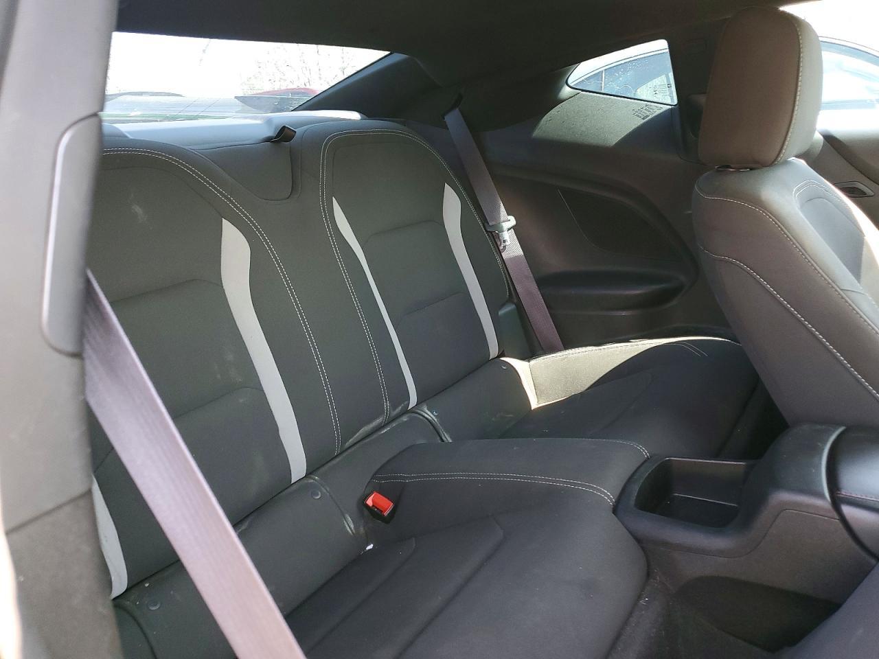 2017 Chevrolet Camaro Ls - zdjęcie 10