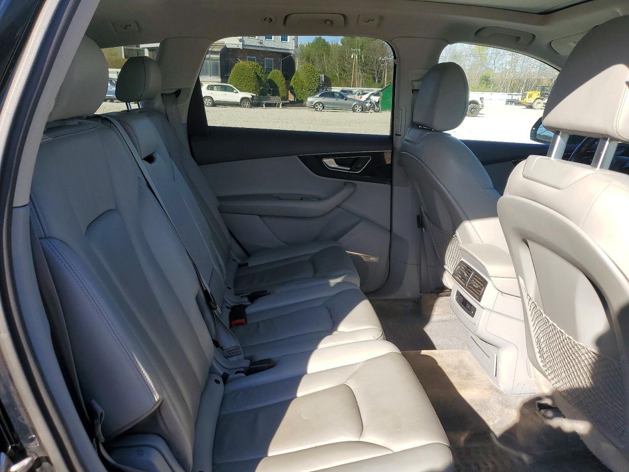 2017 Audi Q7 Premium Plus - zdjęcie 11