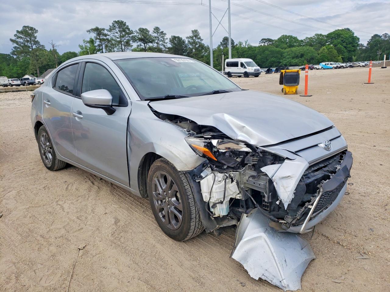 2019 Toyota Yaris - zdjęcie 4