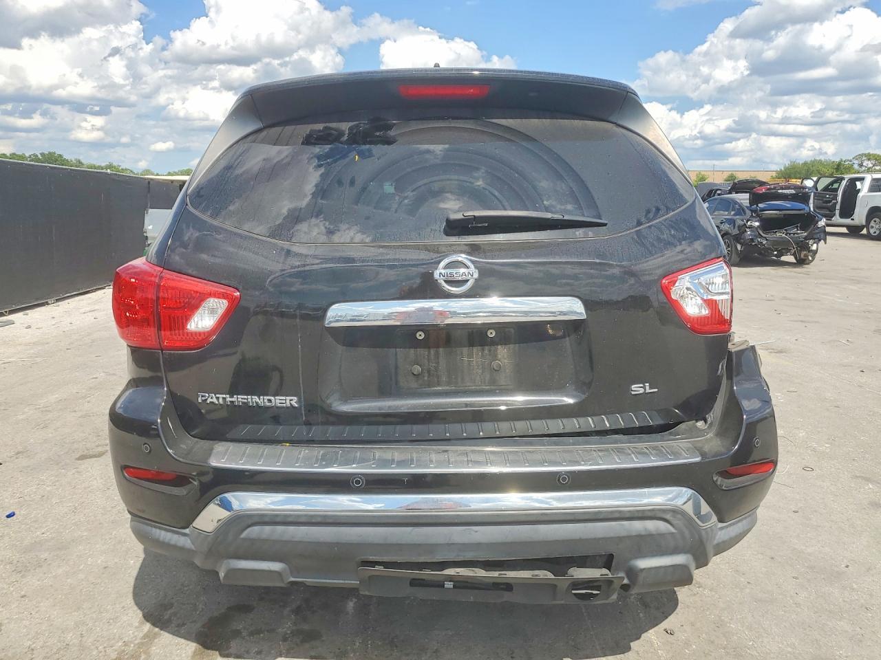 2017 Nissan Pathfinder Sl - zdjęcie 6