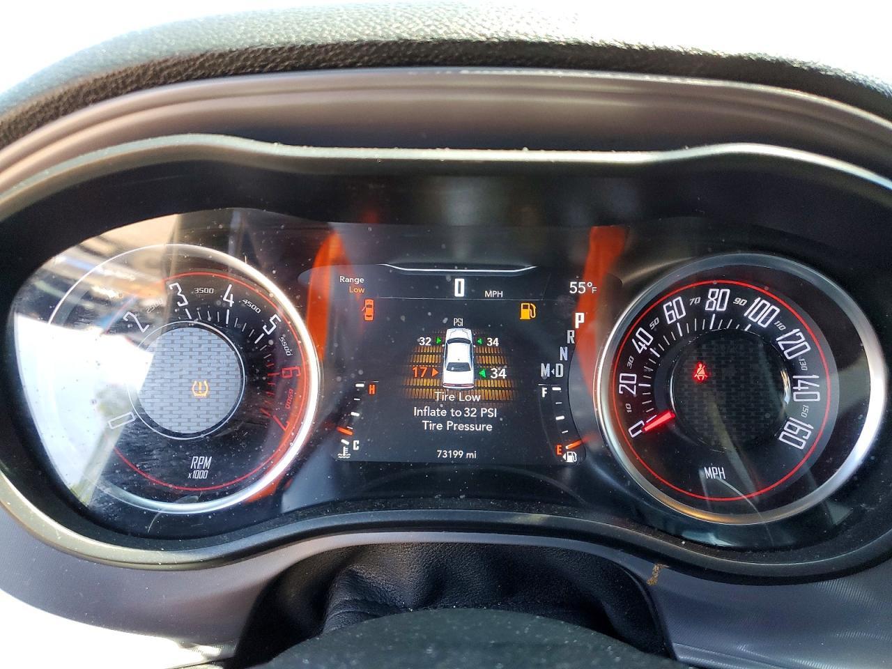 2023 Dodge Challenger R - zdjęcie 9