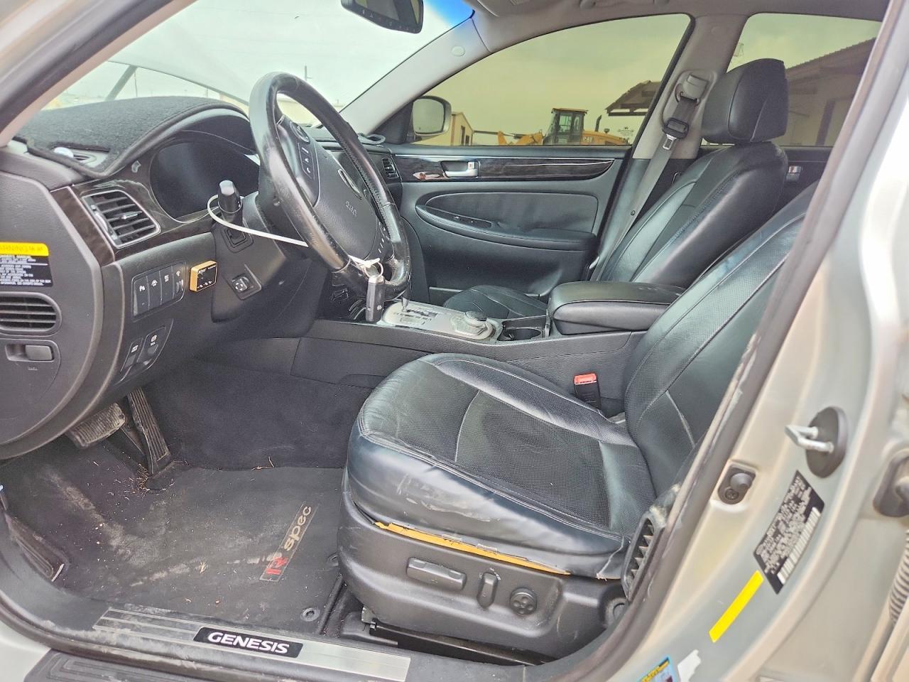2013 Hyundai Genesis 5.0L - zdjęcie 7