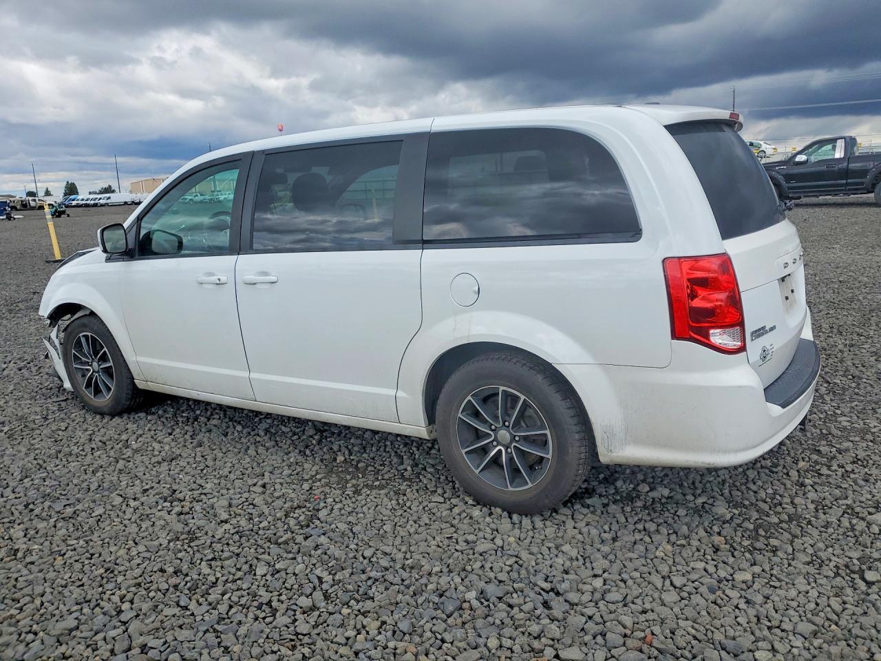 2019 Dodge Grand Caravan Se - zdjęcie 2