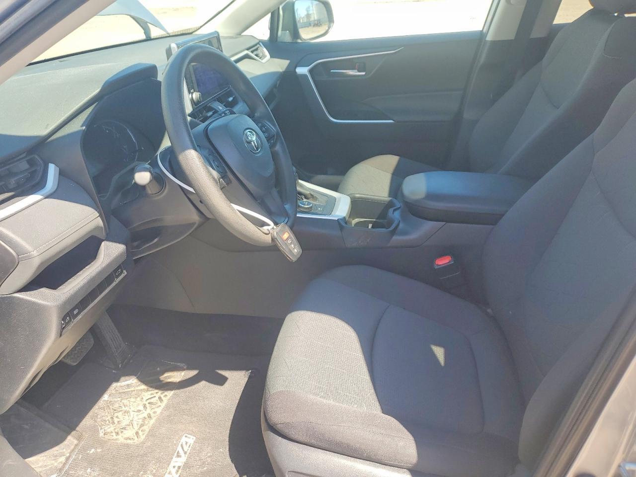 2024 Toyota Rav4 Hybrid Xle - zdjęcie 7