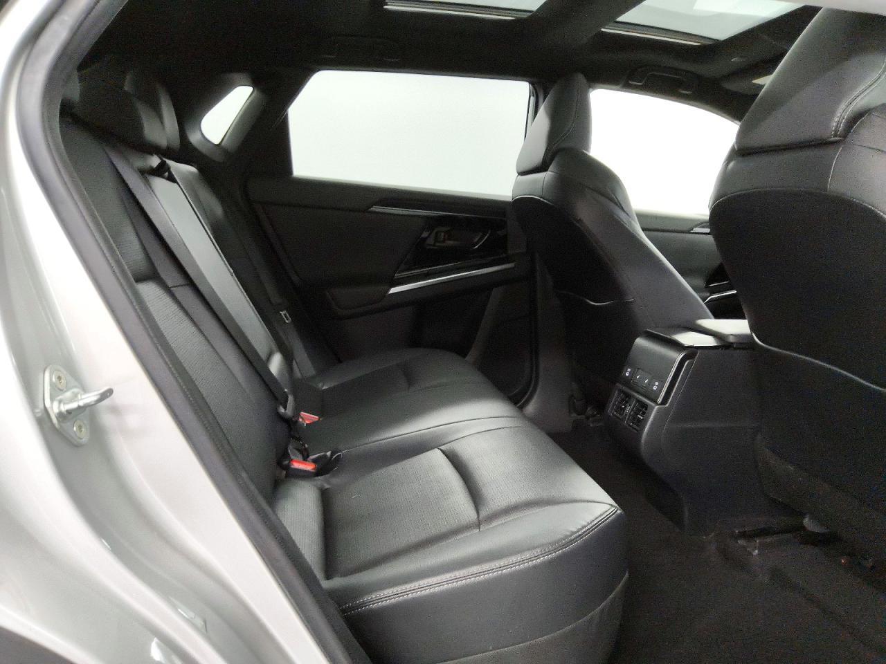 2023 Subaru Solterra Premium - zdjęcie 11