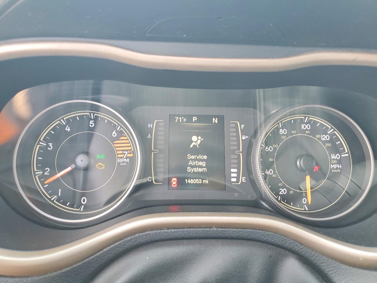 2017 Jeep Cherokee Latitude - zdjęcie 9