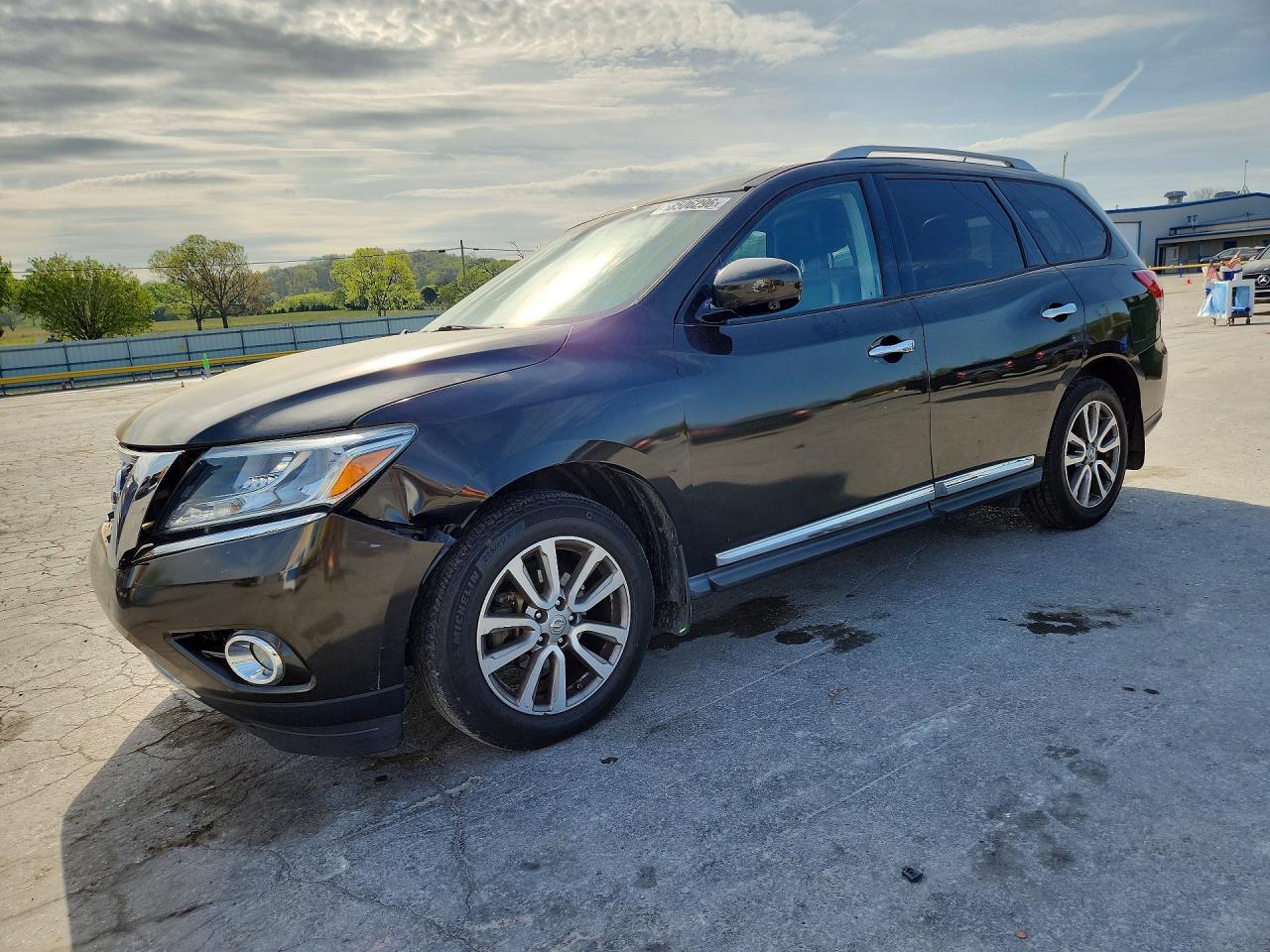 2016 Nissan Pathfinder Platinum - zdjęcie główne