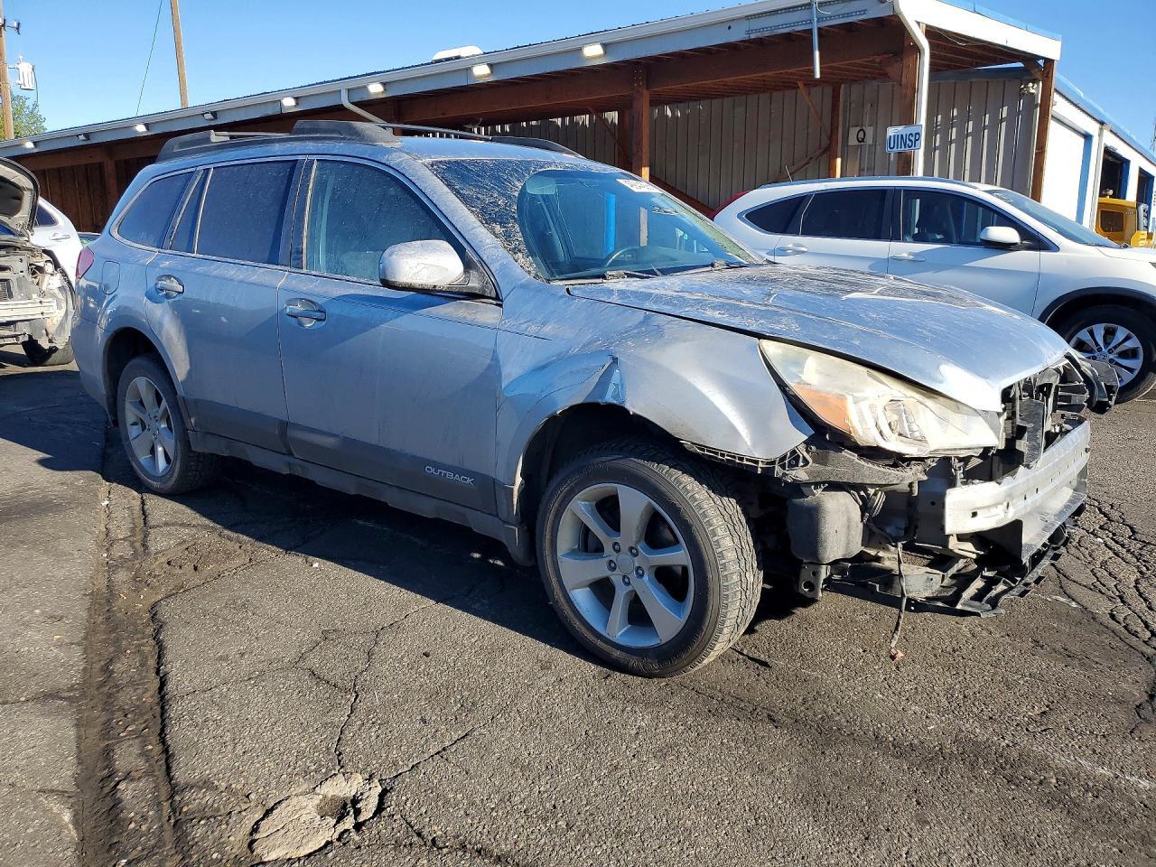 2013 Subaru Outback 2.5I Premium - zdjęcie 4