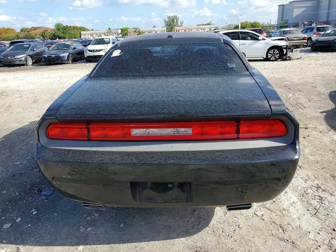 2014 Dodge Challenger Sxt - zdjęcie 6