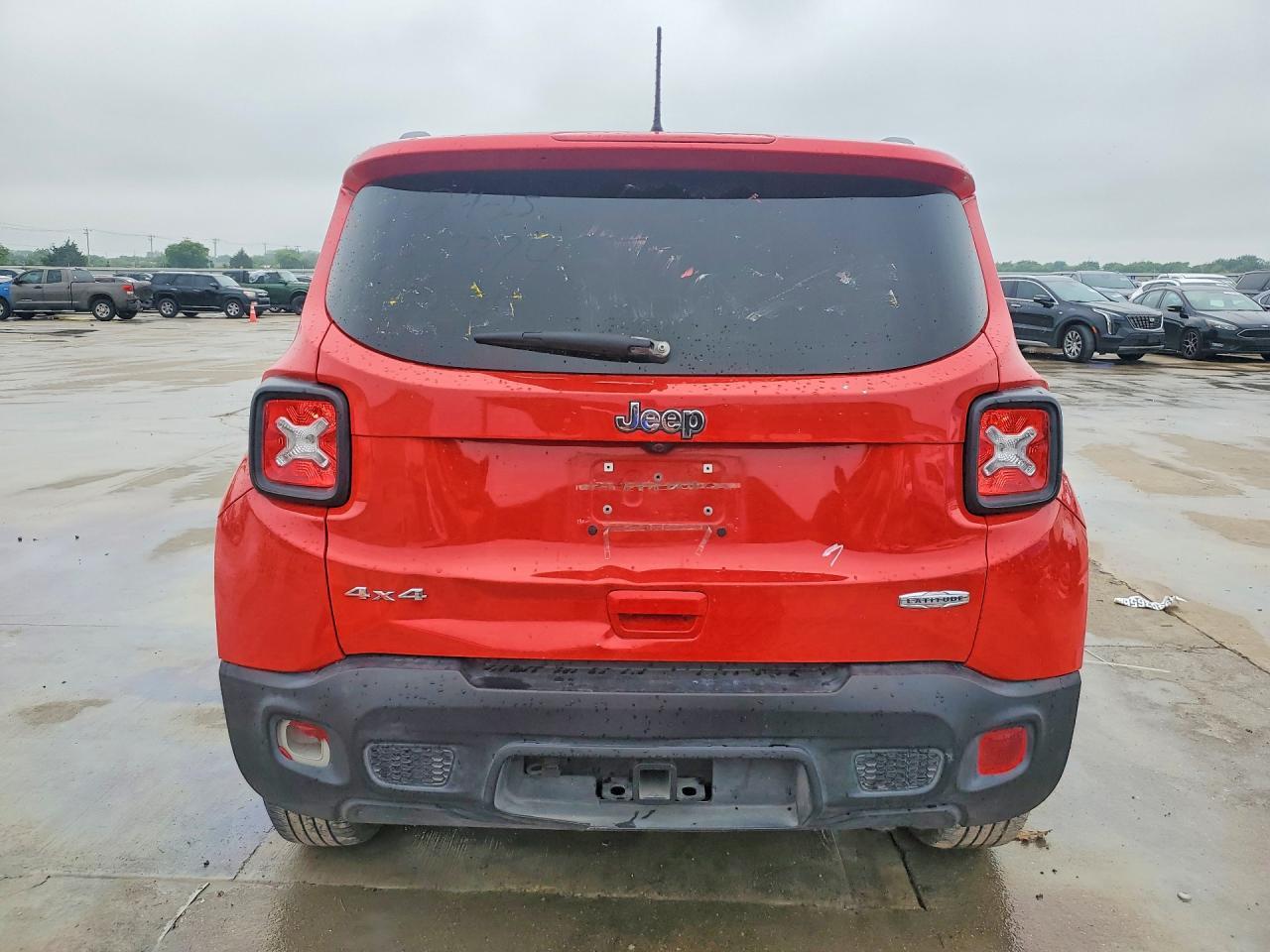 2021 Jeep Renegade Latitude - zdjęcie 6