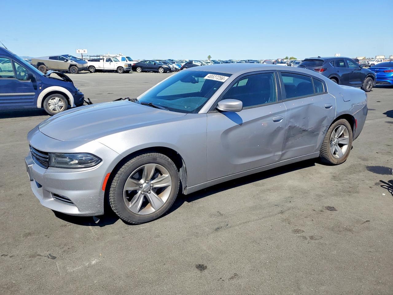 2015 Dodge Charger Sxt - zdjęcie główne