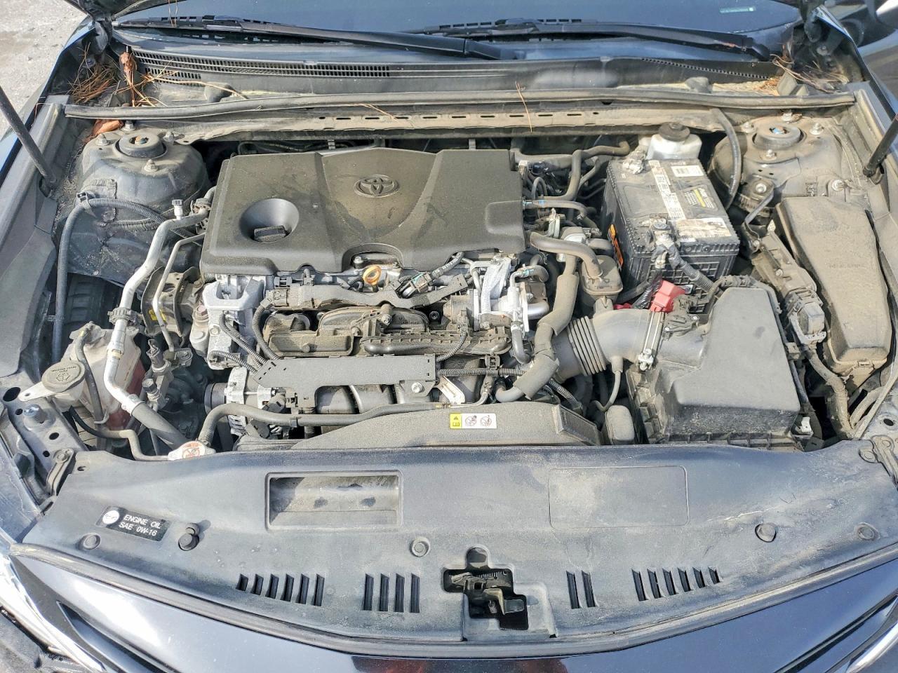 2019 Toyota Camry Se - zdjęcie 11