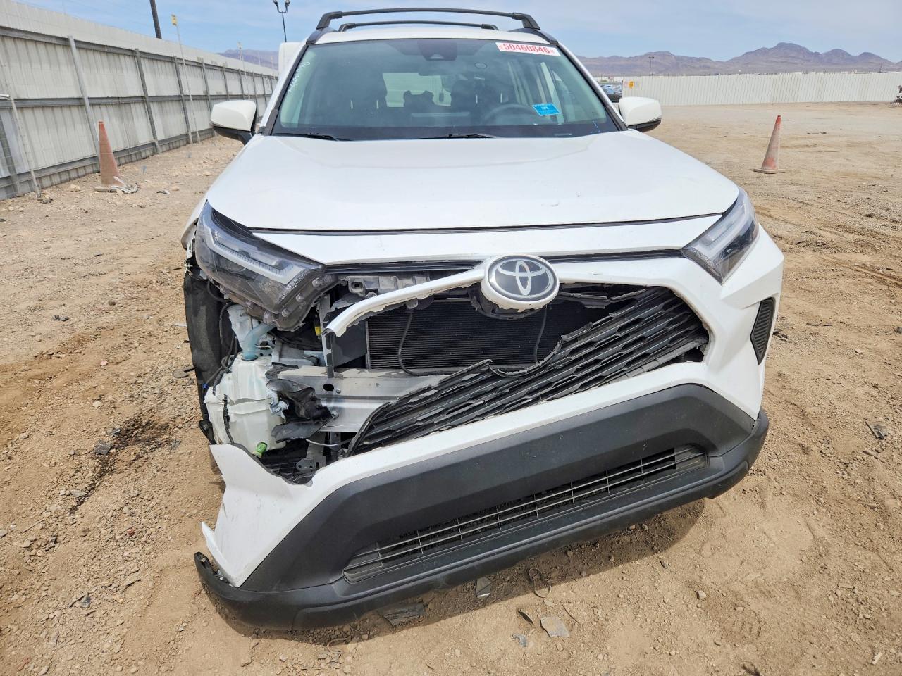 2022 Toyota Rav4 Xle - zdjęcie 5