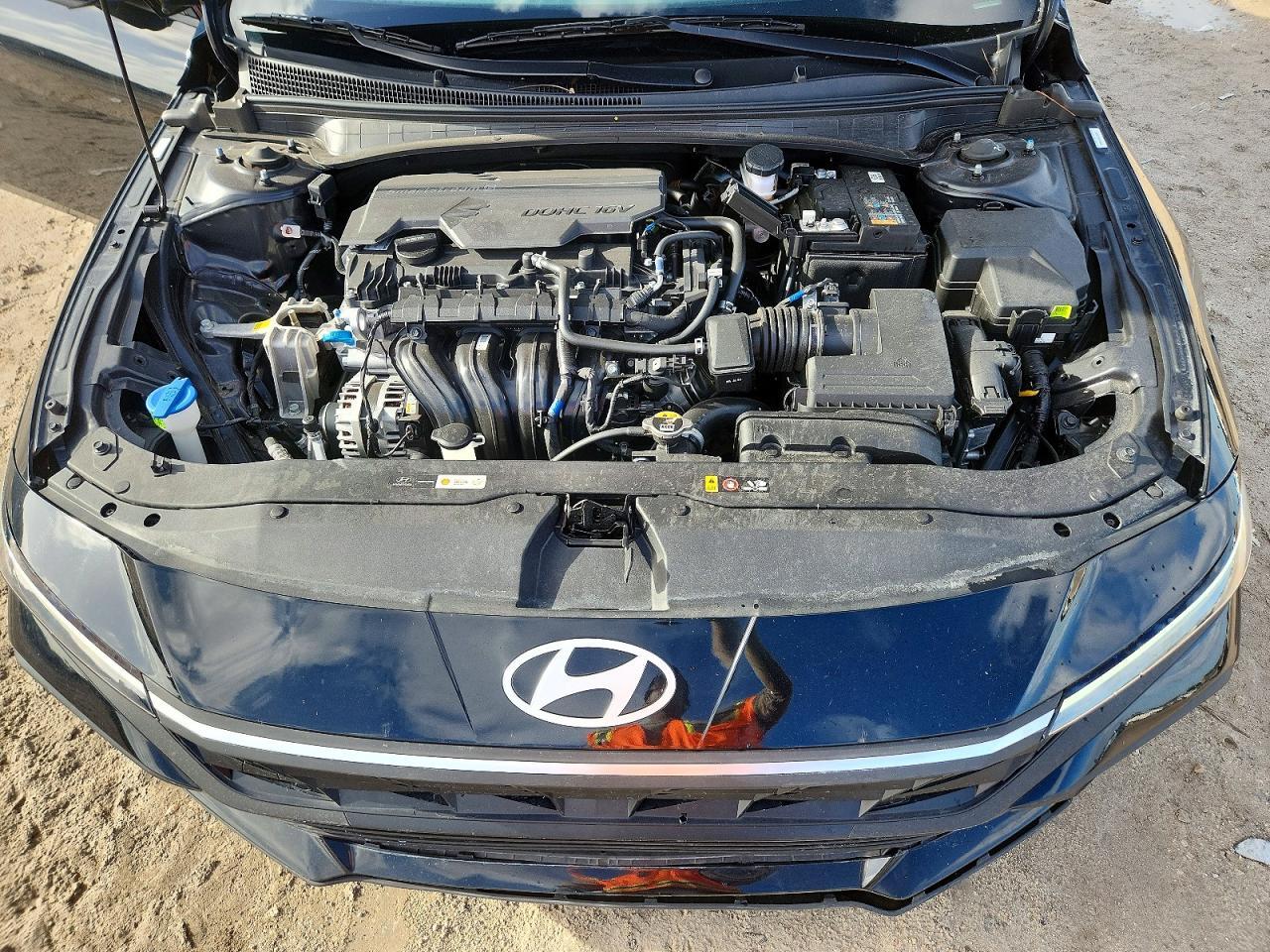 2025 Hyundai Elantra Sel Sport - zdjęcie 11