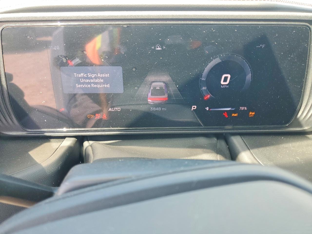 2025 Dodge Charger Daytona R - zdjęcie 9