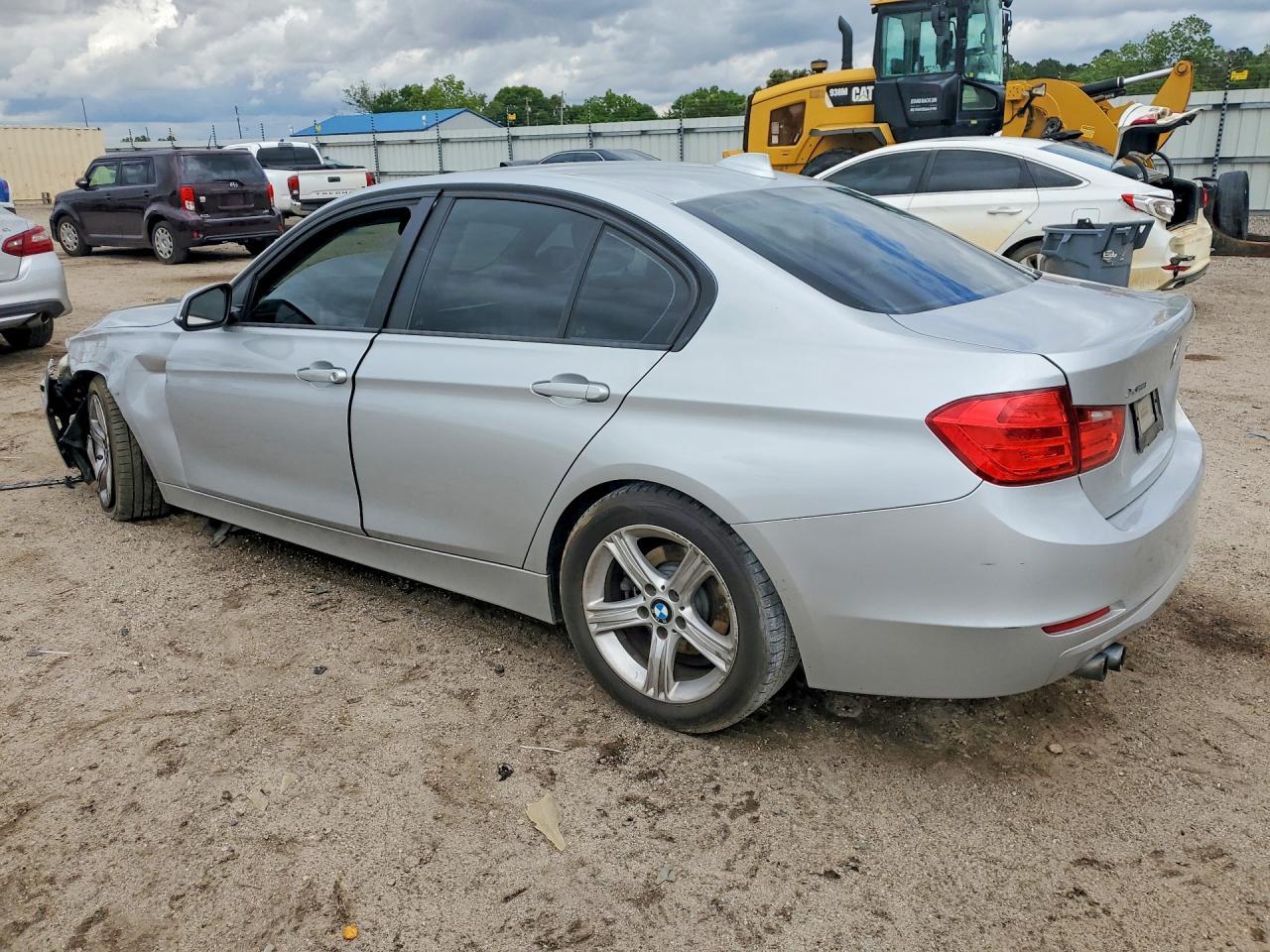 2014 BMW 328 Xi Sulev - zdjęcie 2
