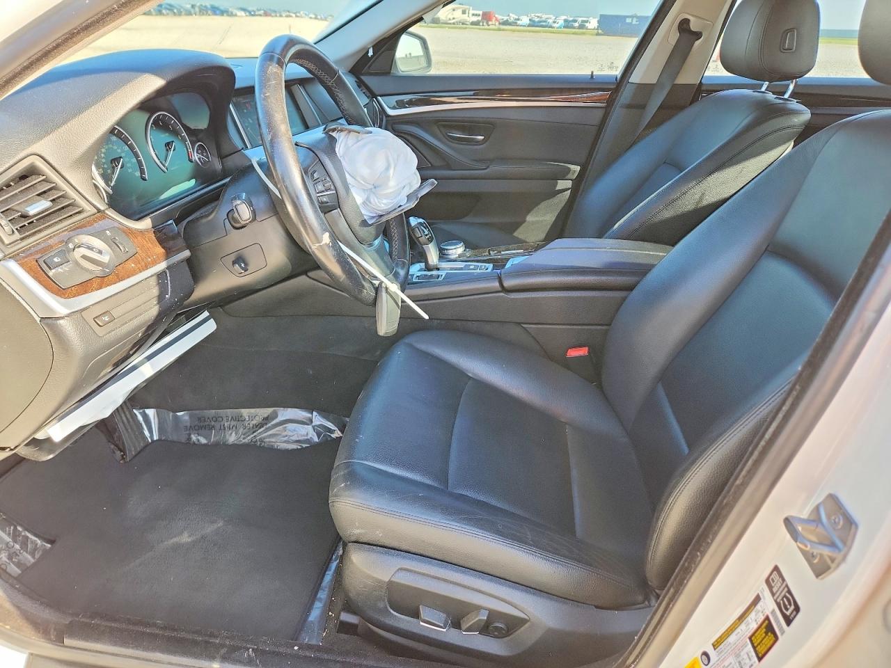 2015 BMW 528 I - zdjęcie 7